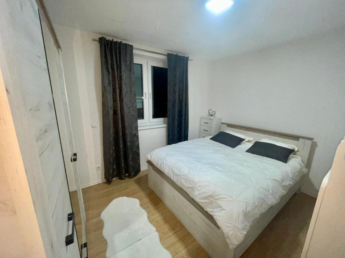 Muric Apartman 7 Apartment